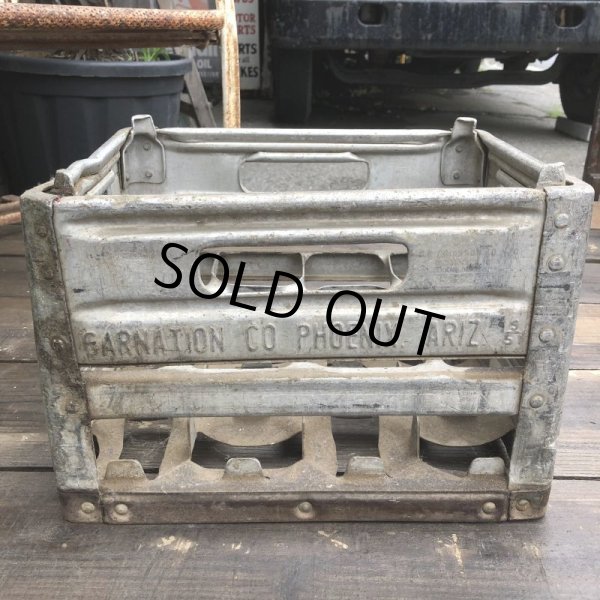 画像3: Vintage Metal Milk Crate (B515)  (3)