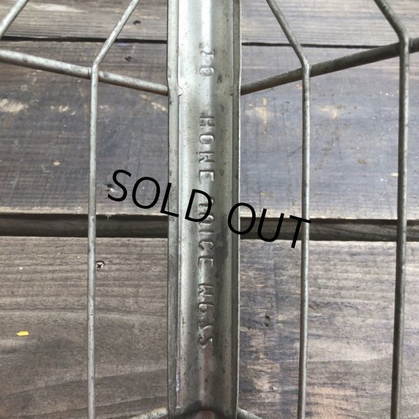 画像5: Vintage Wire Metal Milk Crate HOME JUICE MP72 (B520)  (5)