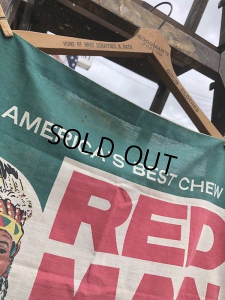 画像2: Vintage Red Man Chewing Tobacco Cloth Banner Sign (B522)  (2)