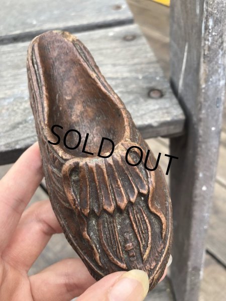 画像8: Vintage Moccasin Brush Holder (B553) (8)