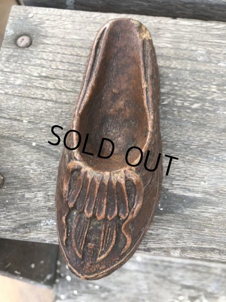 画像5: Vintage Moccasin Brush Holder (B553) (5)