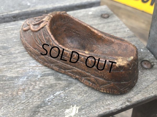 画像3: Vintage Moccasin Brush Holder (B553) (3)