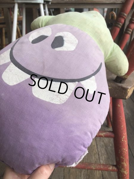 画像6: Vintage Funny Face Cloth Doll Goofy Grape (B572) (6)