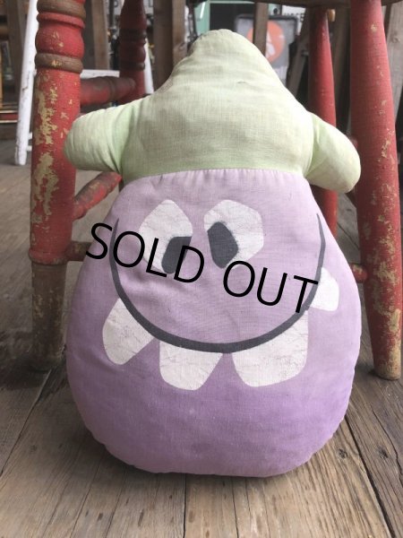 画像2: Vintage Funny Face Cloth Doll Goofy Grape (B572) (2)