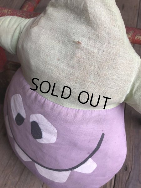 画像4: Vintage Funny Face Cloth Doll Goofy Grape (B572) (4)