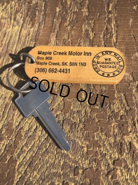 画像1:  Vintage Motel Key Maple Creek Motor Inn #114 (B616) (1)
