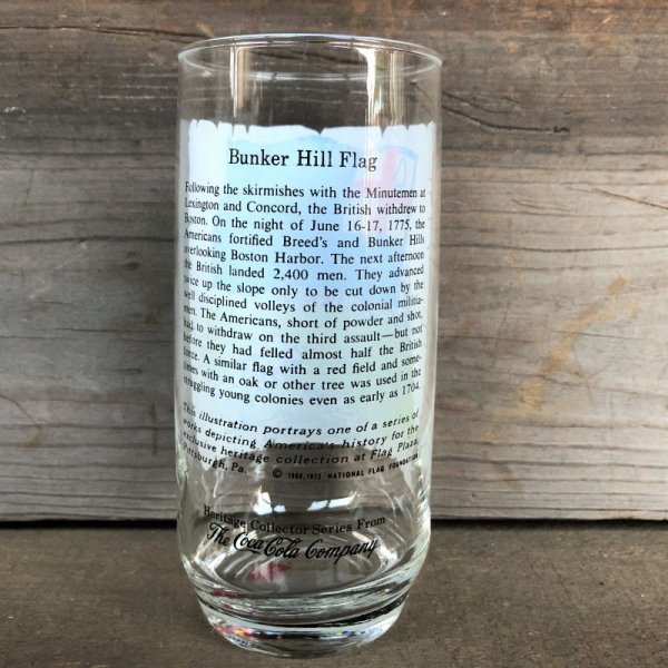 画像2: 70s Vintage Coca Cola Heritage Glass Bunker Hill Flag (G030)   (2)