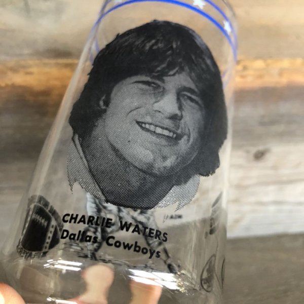 画像5: 70s Vintage BUGER KING / Dr. Pepper Glass NFL Dallas Cowboys Charlie Waters (G042) (5)