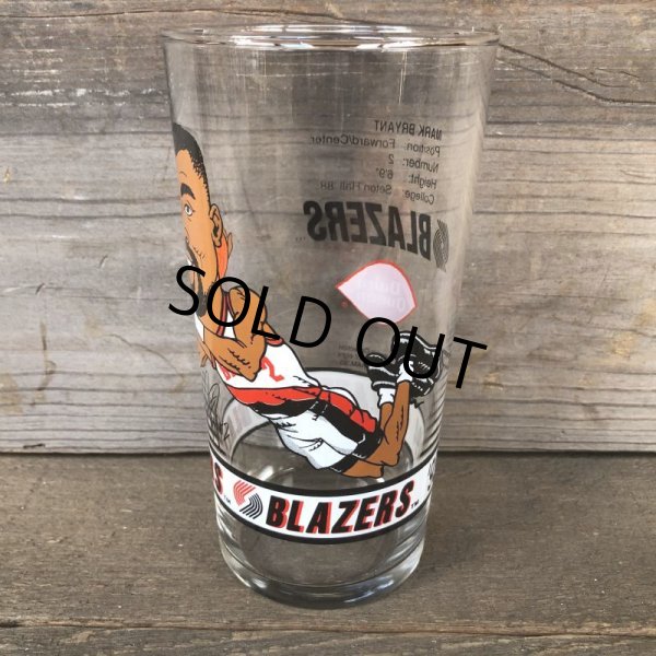 画像2: Vintage Dairy Queen Glass NBA Portland Trail Blazers '93-'94 MARK BRYANT (G016) (2)