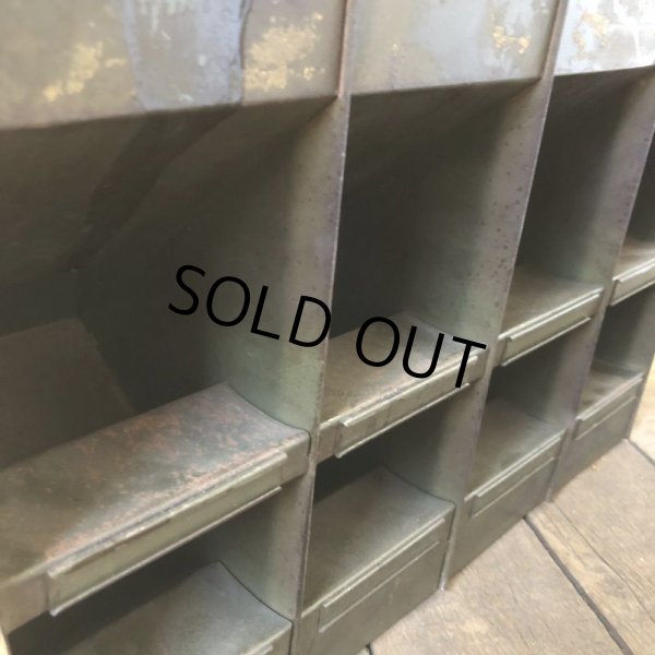 画像11: 40s Vintage LYON Mettal Tool Cabinet (B667) (11)