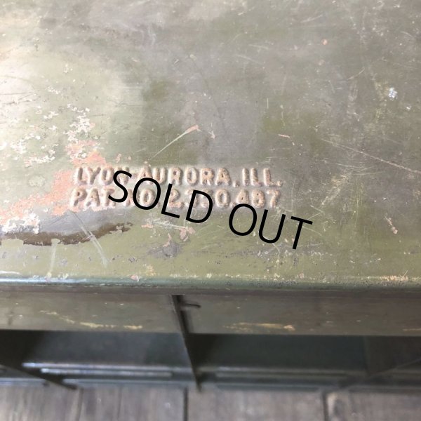 画像4: 40s Vintage LYON Mettal Tool Cabinet (B667) (4)