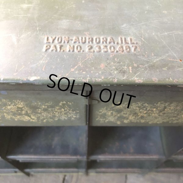 画像5: 40s Vintage LYON Mettal Tool Cabinet (B666) (5)