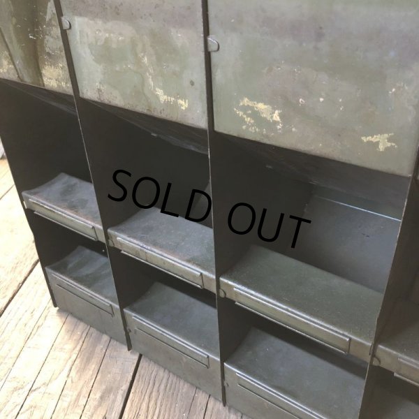 画像10: 40s Vintage LYON Mettal Tool Cabinet (B667) (10)
