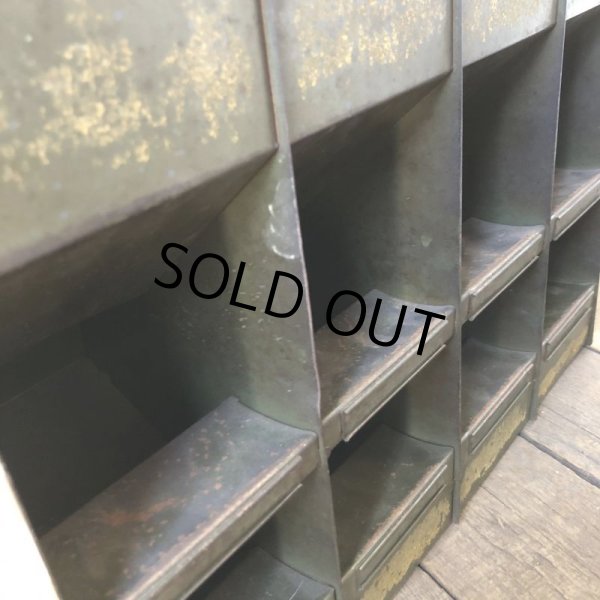 画像11: 40s Vintage LYON Mettal Tool Cabinet (B666) (11)