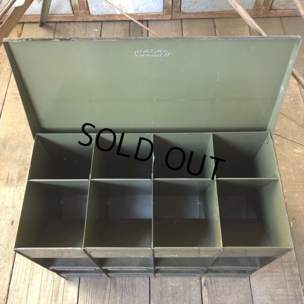 画像3: 40s Vintage LYON Mettal Tool Cabinet (B667) (3)