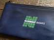 画像2: Vintage Zippered Vinyl Bank Money Bag Norweat Banks (B709) (2)