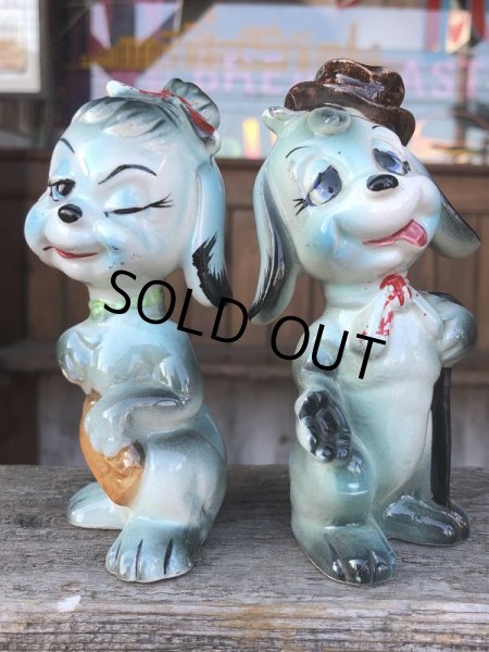 画像1: Vintage Drunken Dogs Salt & Pepper Shakers (B735) (1)