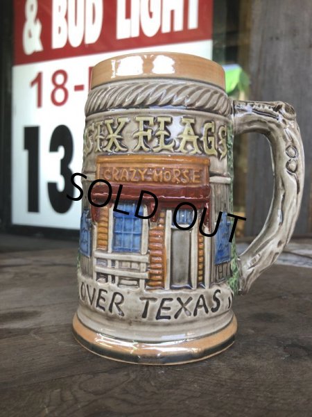 画像3: 60s Vintage Six Flags Over Texas Skull Ceramic Stein Jug (B753) (3)