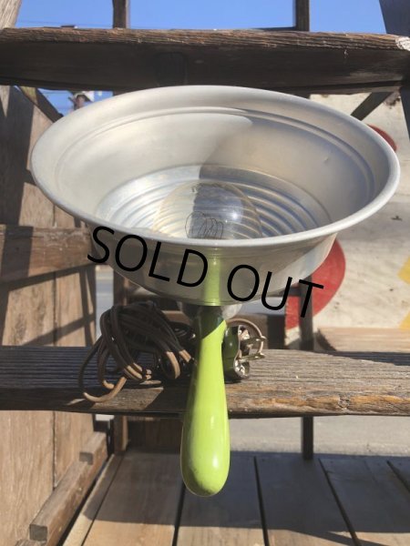 画像6: Vintage Industrial Aluminum Wood Handle Spot Light (B759) (6)