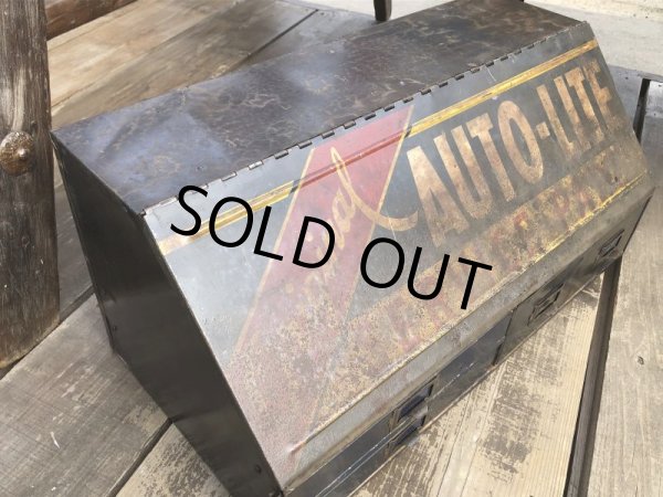 画像2: 50s Vintage Auto-Lite Dealership Service Display Cabinet (B767)  (2)