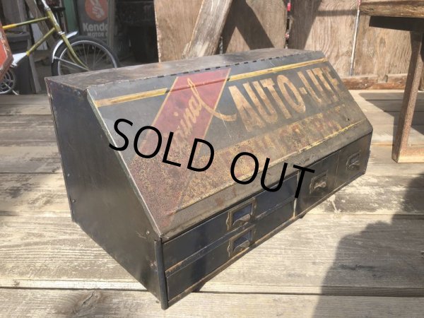 画像10: 50s Vintage Auto-Lite Dealership Service Display Cabinet (B767)  (10)