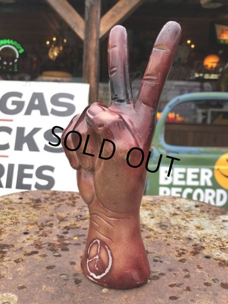 画像2: Vintage PEACE HAND Statue (B769)  (2)