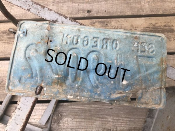 画像2: 60s Vintage American License Number Plate 7J 9022 (B788)  (2)