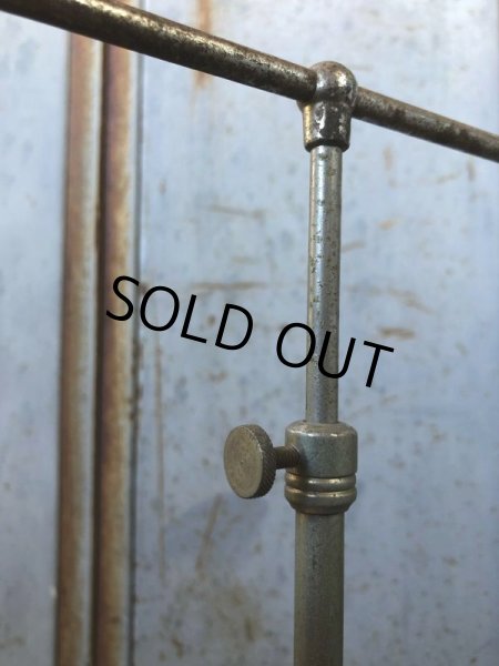 画像5: Vintage Metal Hanger Shirt Stand (B831) (5)