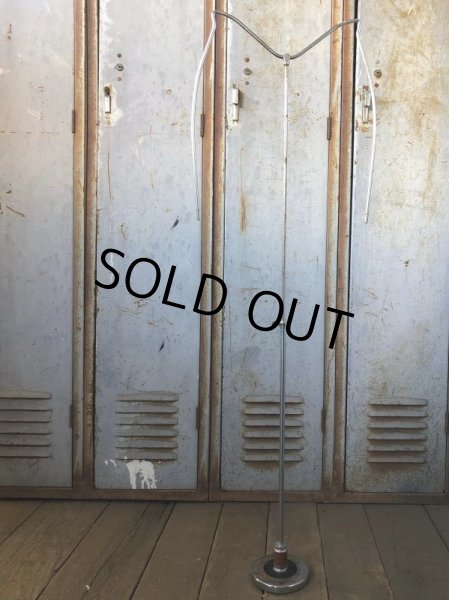 画像7: Vintage Metal Hanger Shirt Stand (B830) (7)