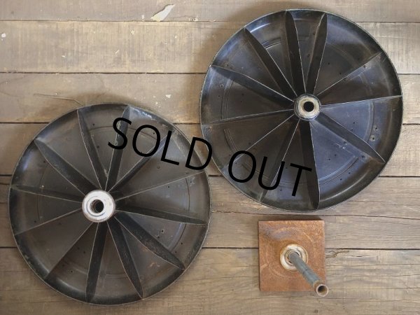 画像9: Vintage Industrial 2 Tier Hardware Store Display  Rotating Parts Bin (B836)  (9)