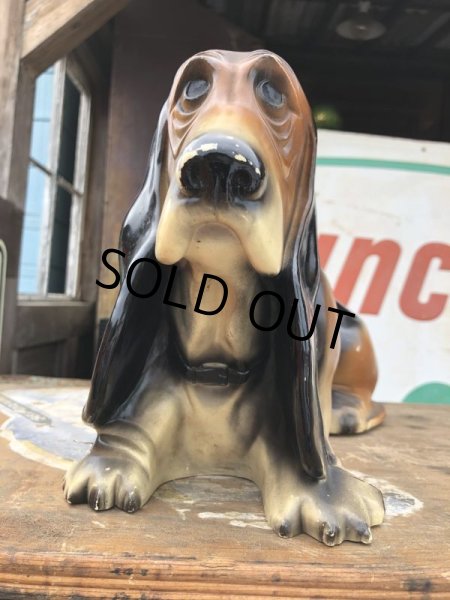 画像2: 60s Vintage FLYING A Gasoline Axelrod Basset Hound Dog Bank (B855) (2)