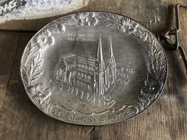 画像1: Vintage Souvenir Ashtray Ste Anne De Beaupre (B864) (1)