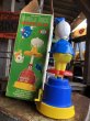 画像2: Vintage IDEAL Donald Duck Musical Pop-up w / box (B940) (2)