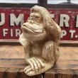 画像2: 70s Vintage Royal Industries Inc Gorilla Coin Bank (B966) (2)