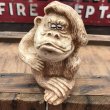 画像2: 70s Vintage Royal Industries Inc Gorilla Coin Bank (B967) (2)