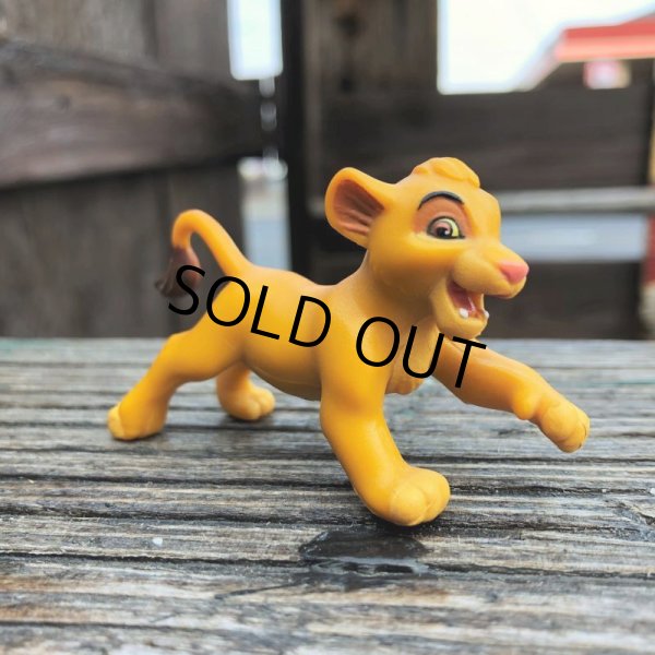 画像1: Vintage Disney The Lion King Simba PVC Figure (B991) (1)