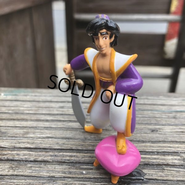 画像2: Vintage Disney Aladdin PVC Figure (B012) (2)