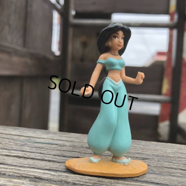 画像1: Vintage Disney Aladdin Jasmine PVC Figure (B009) (1)