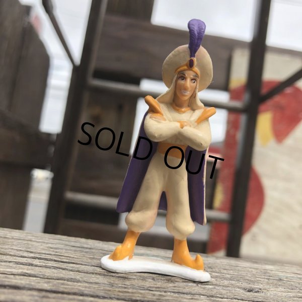 画像1: Vintage Disney Aladdin PVC Figure (B010) (1)
