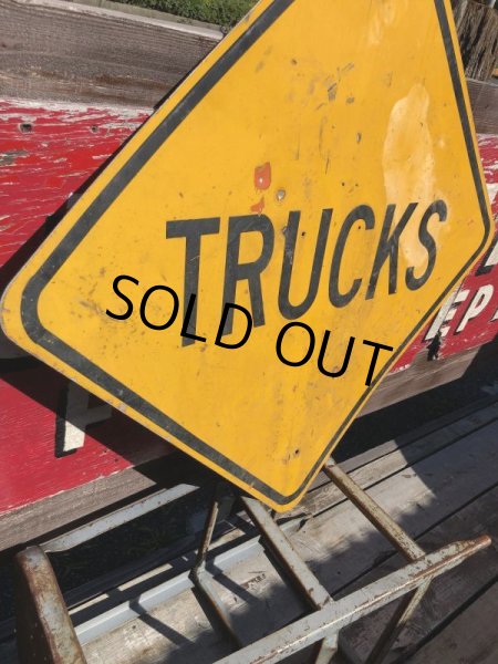 画像3: Vintage Road Sign TRUCK (B241)  (3)