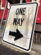 画像2: Vintage Road Sign ONE WAY (B234)  (2)