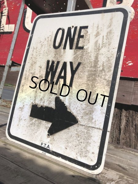 画像2: Vintage Road Sign ONE WAY (B234)  (2)