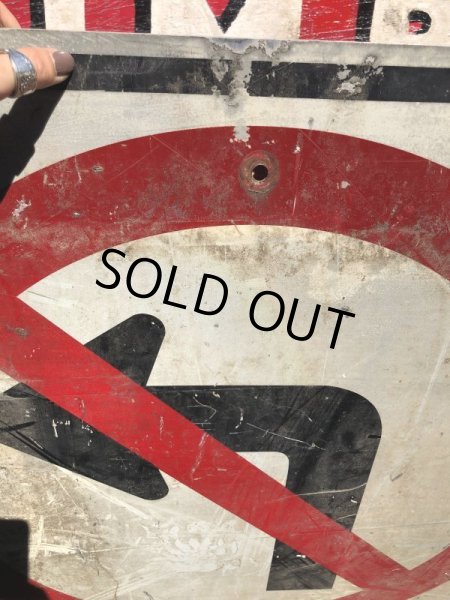 画像7: Vintage Road Sign No Left Turn (B233)  (7)