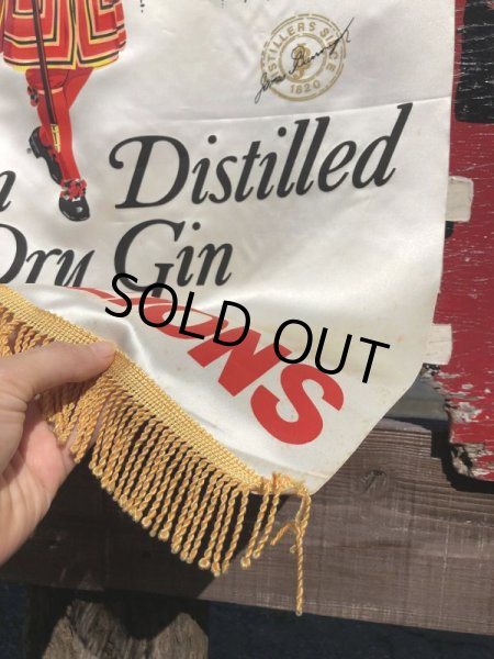 画像2: Vintage BEEFEATER Dry Gin Banner Flag (B263) (2)