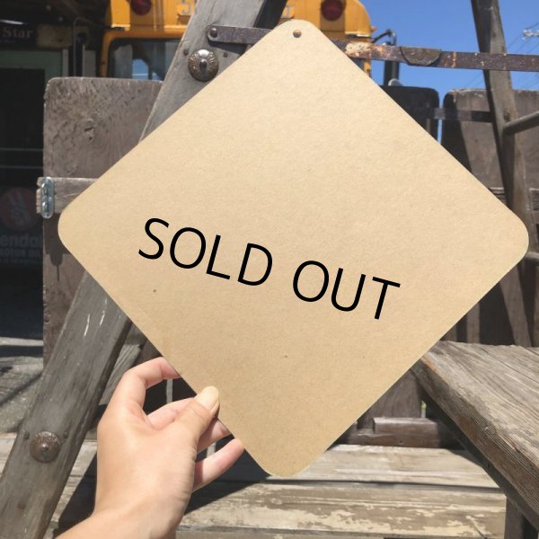 画像2: 70s Vintage Cardboard Sign BEAR AREA (B311) (2)