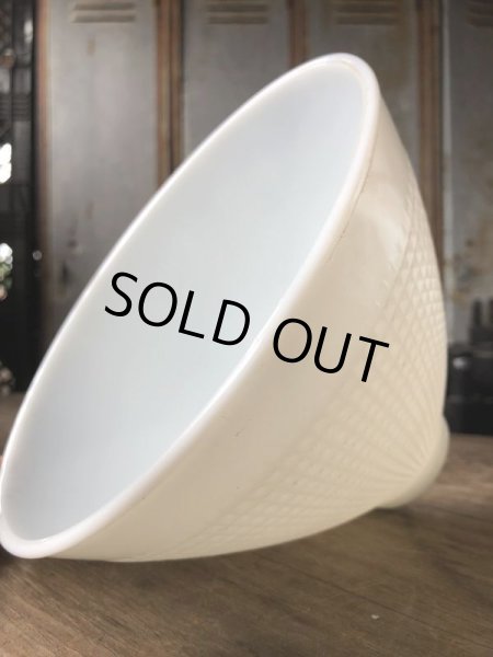 画像8: Vintage U.S.A White Milk Glass Lamp Shade Globe (B374) (8)