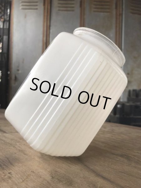 画像7: Vintage U.S.A White Milk Glass Lamp Shade Globe (B376) (7)