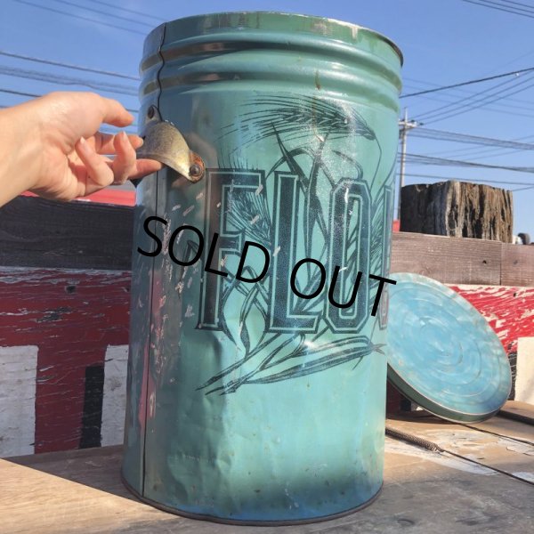 画像1: Vintage FLOUR Tin Can (B388) (1)