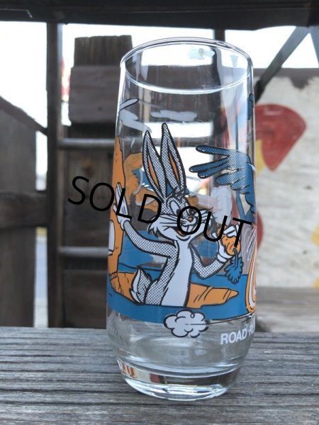 画像2: 70s Vintage Pepsi Glass Road Runner & Wile E. Coyote (B409) (2)