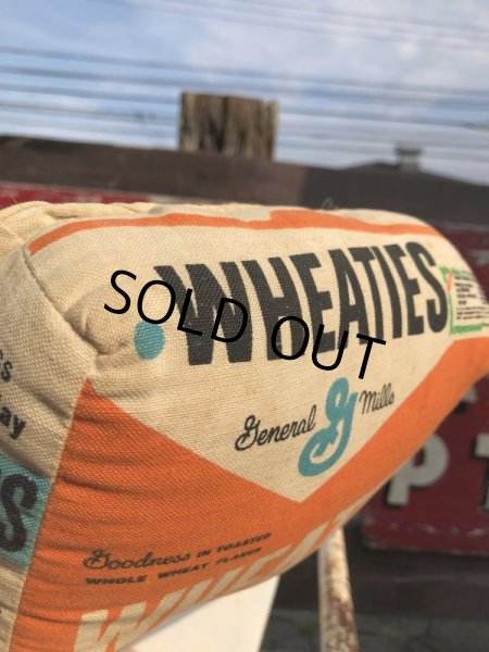 画像4: Vintage Wheaties Pillow Cushion (B436) (4)